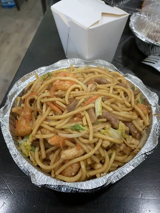 Yuan Li Chinese Restaurant 8