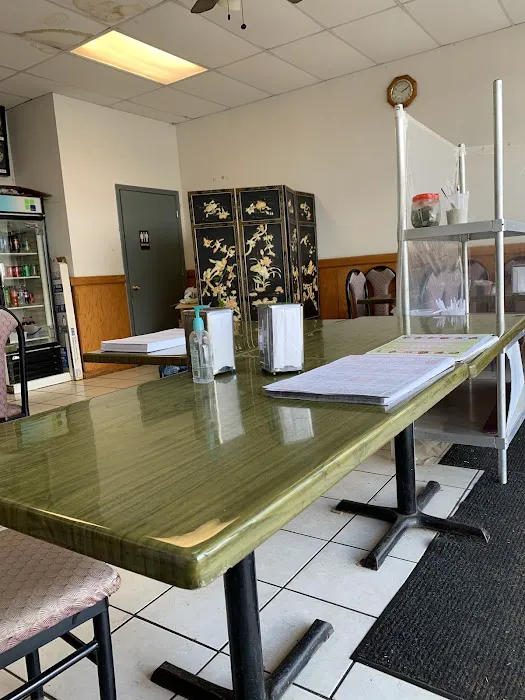 Yuan Li Chinese Restaurant 10