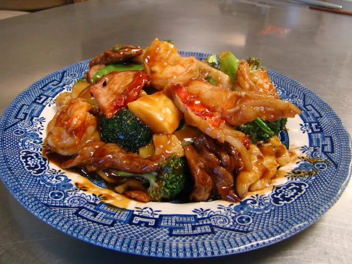 Lee's Express Chinese Food 5