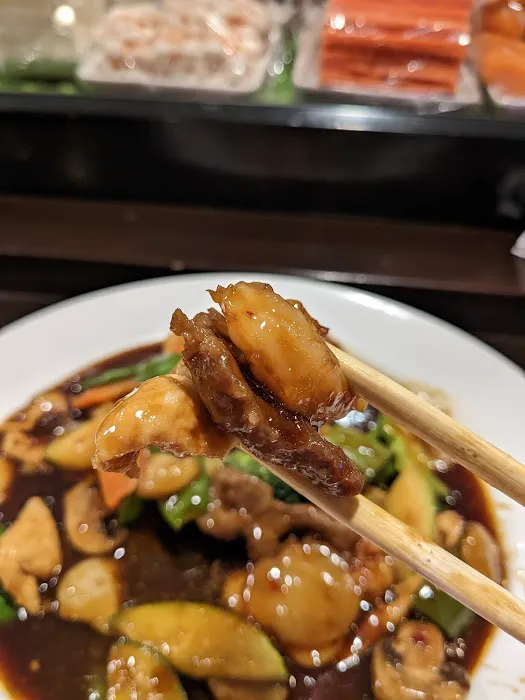 Suki Sushi & Asian Cuisine 1