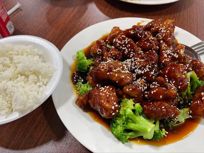 Red Lantern Chinese Cuisine 7