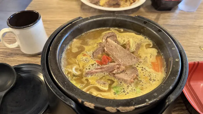 Crossing Bridge Rice Noodle Duluth 十秒到云南过桥米线 4