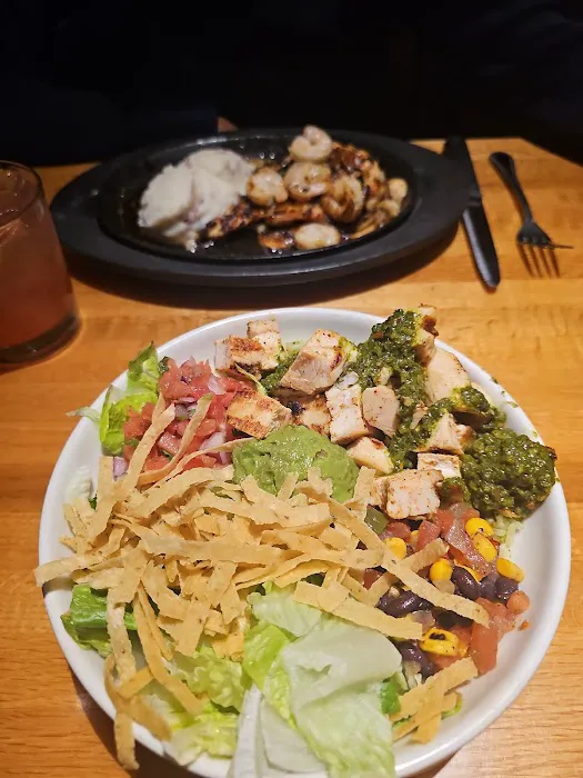 Applebee's Grill + Bar 6