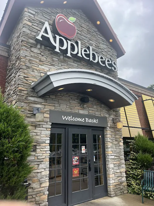 Applebee's Grill + Bar 9