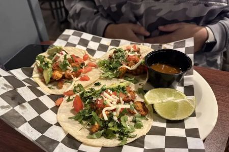 Plaza Azteca · Saucon