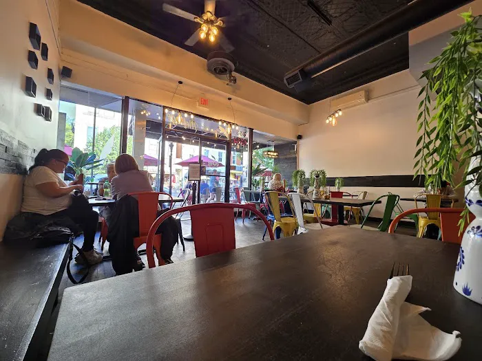Casa Del Mofongo 7