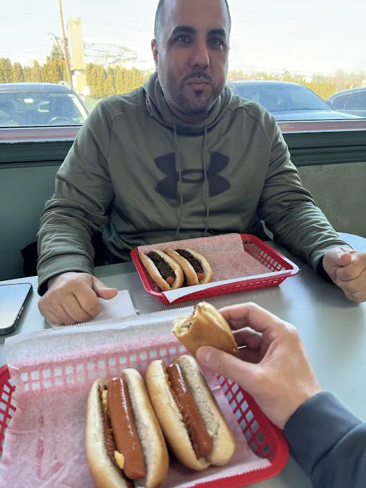 Potts' Hot Dogs 4