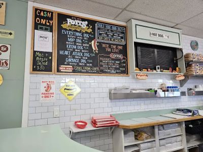 Potts' Hot Dogs 0