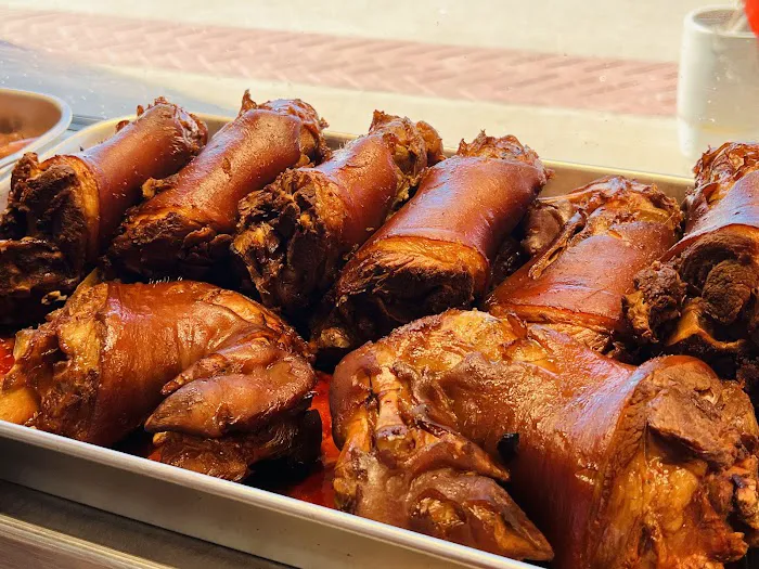 Wong Kee BBQ and Peking Duck Restaurant 4