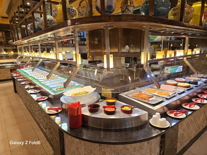 Chow Time Grill & Buffet 7