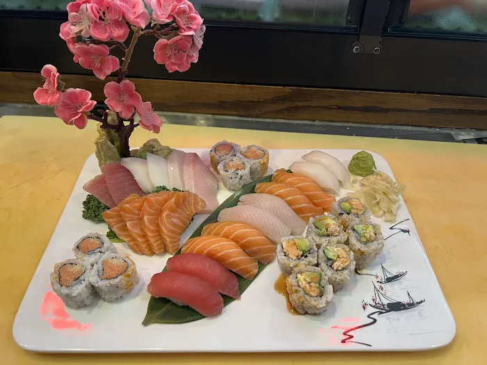 Yu-Mi Sushi 3