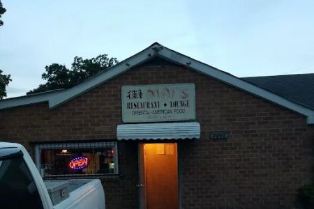 Mai's Restaurant Lounge
