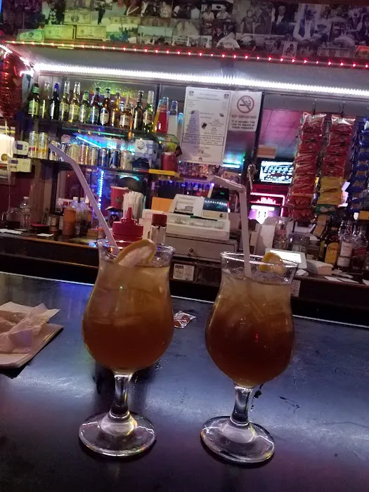 Mai's Restaurant Lounge 2