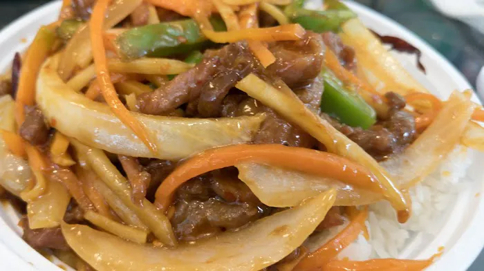 Kin's Wok In Ghent 9