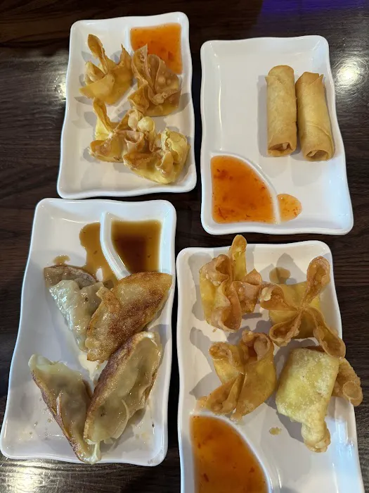 Volcano Sushi & Asian Bistro 4