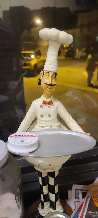 Susie's Pizza 6