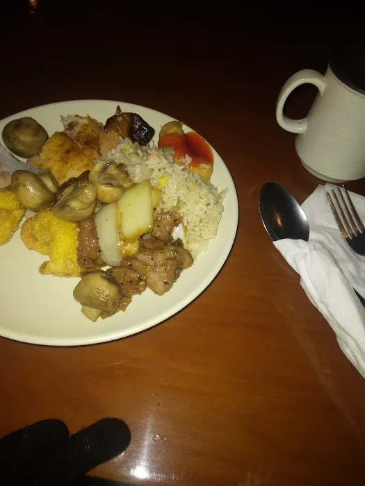 Old Town Buffet 4