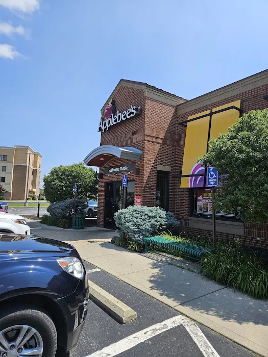 Applebee's Grill + Bar 3