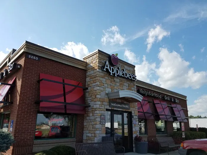 Applebee's Grill + Bar 2
