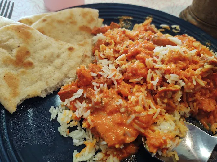 Bombay Garden & Greek Eats 3