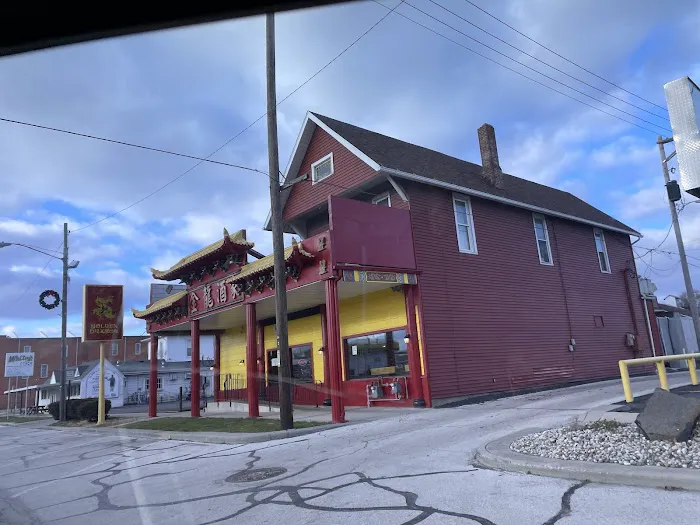 Golden Dragon Restaurant 4