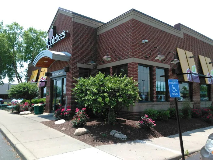 Applebee's Grill + Bar 1