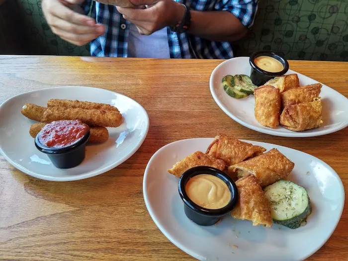 Applebee's Grill + Bar 2
