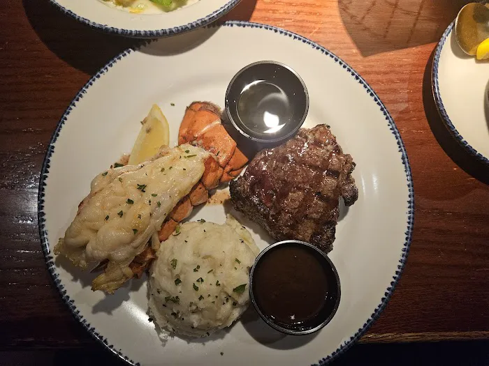 Red Lobster 6