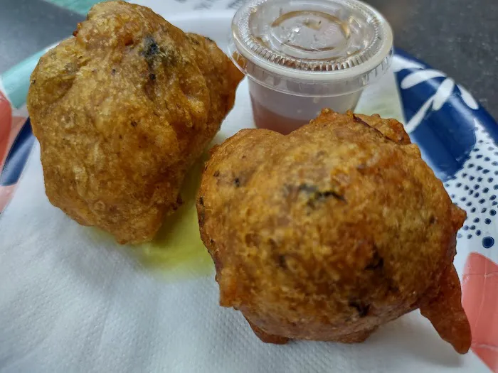 Tandoori Chicken & Roti Hut 8