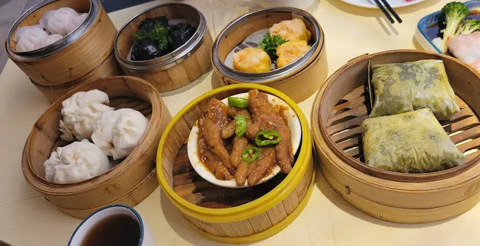YH Seafood Clubhouse 9