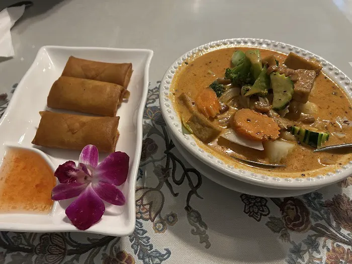 Mee Thai Restaurant 10