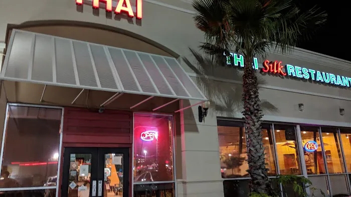 Thai Silk Restaurant 6