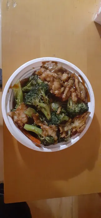He Hop Chinese Restaurant 6