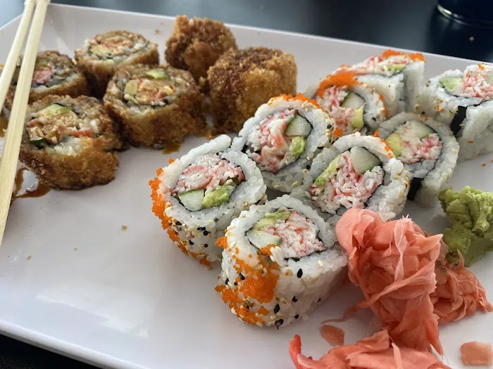 Lai Lai Chinese Cuisine-Sushi 6