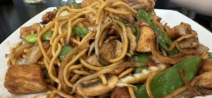 Lai Lai Chinese Cuisine-Sushi 7