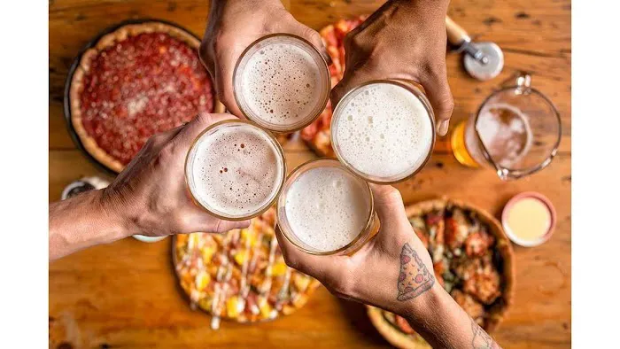 UNO Pizzeria & Grill 4