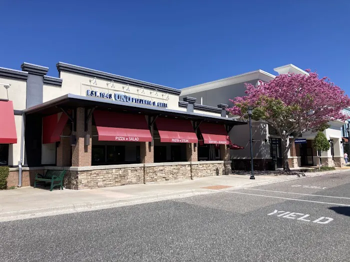 UNO Pizzeria & Grill 3