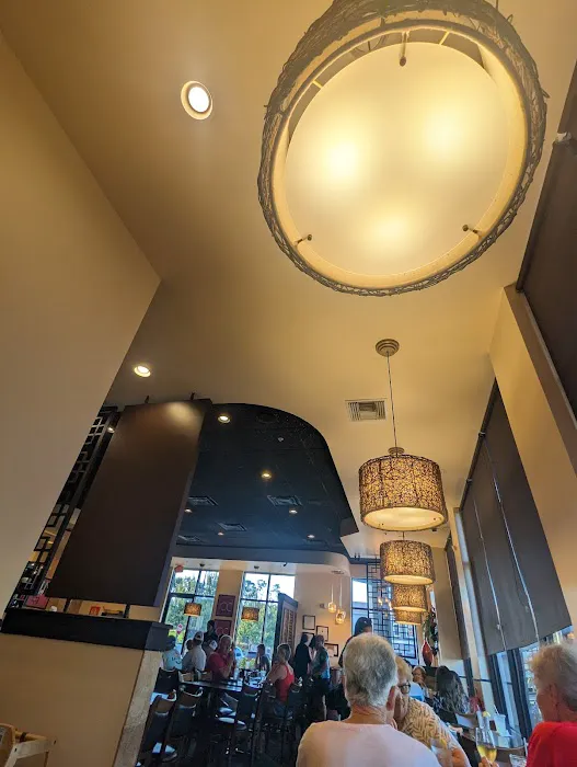 Akina Sushi & Asian Food Bistro 2