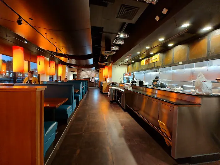 Pei Wei Asian Kitchen 4