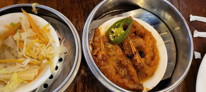 Ming’s Bistro 6