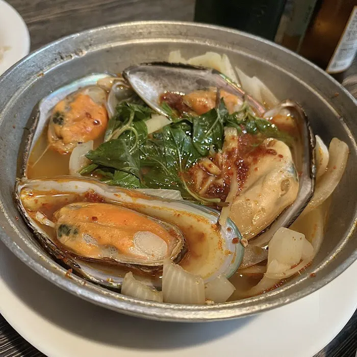 Siam Garden Restaurant 8
