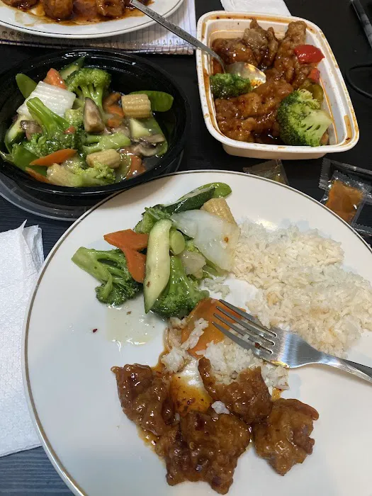 Super 8 Chinese Restaurant 7