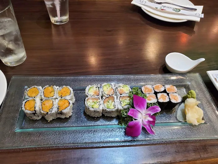 Wasabi Chinese & Japanese Restaurant 5