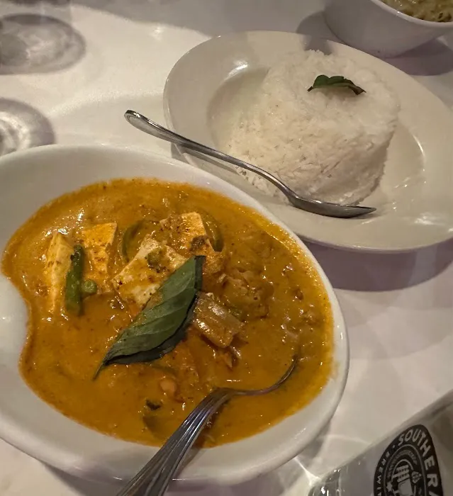 Mod India Restaurant - Indo Thai 8