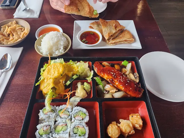 Sampan Inn 8