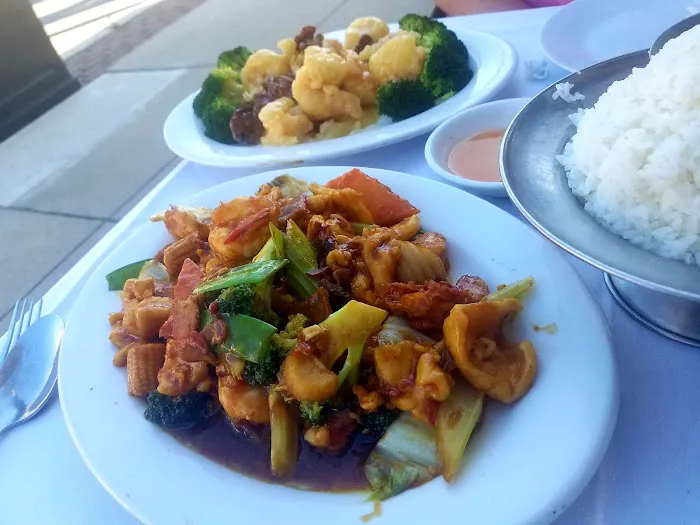 Sampan Inn 3