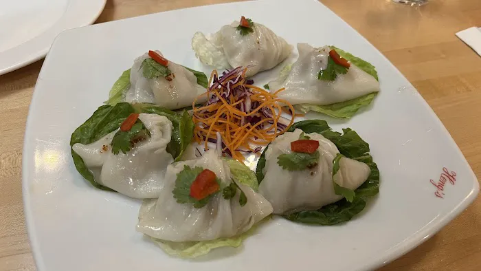 Heng's Thai Cuisine 2