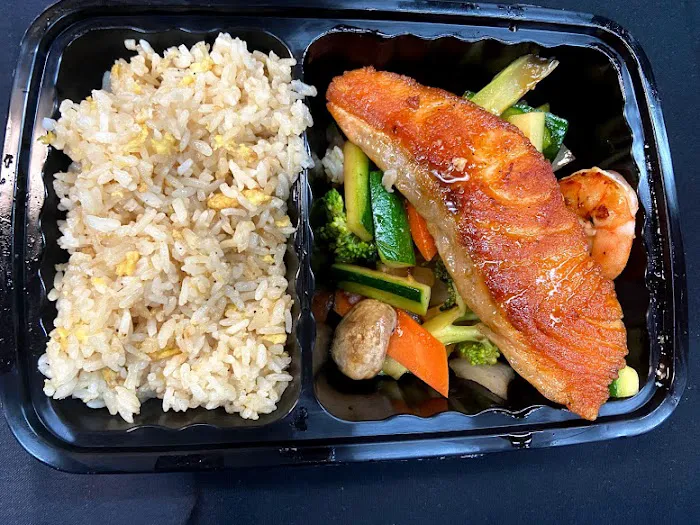 Mizzu Asian Bistro & Hibachi 5