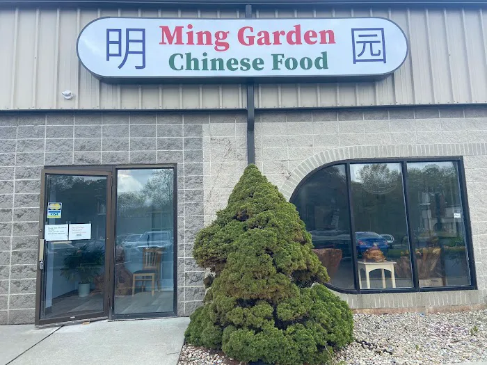 Ming Garden Chinese Restaurant 8