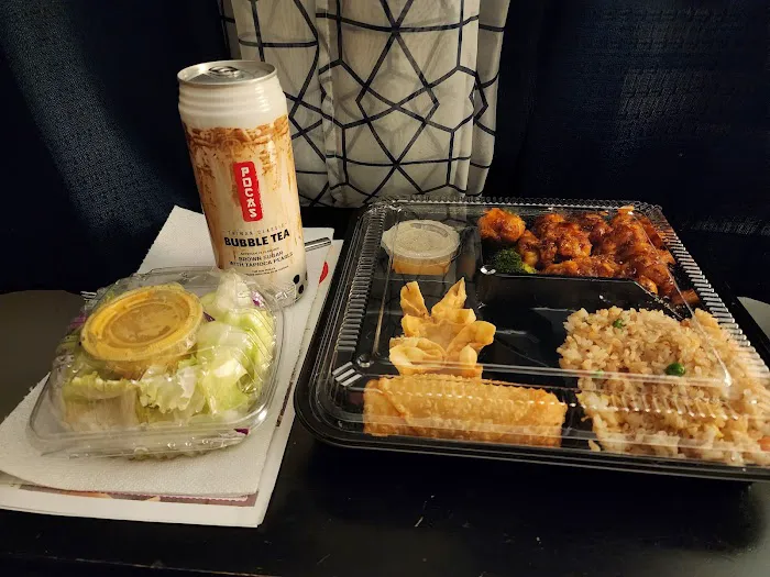 Yue Se Chinese and Hong Kong Restaurant 4